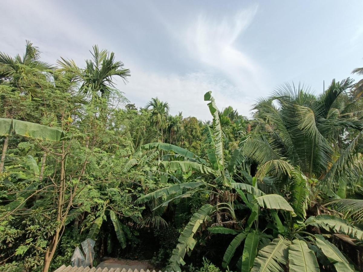 Shree Nivas Home Stay Srīvardhan Kültér fotó