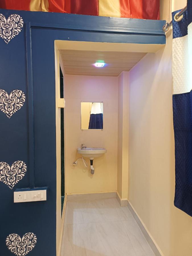 Shree Nivas Home Stay Srīvardhan Kültér fotó