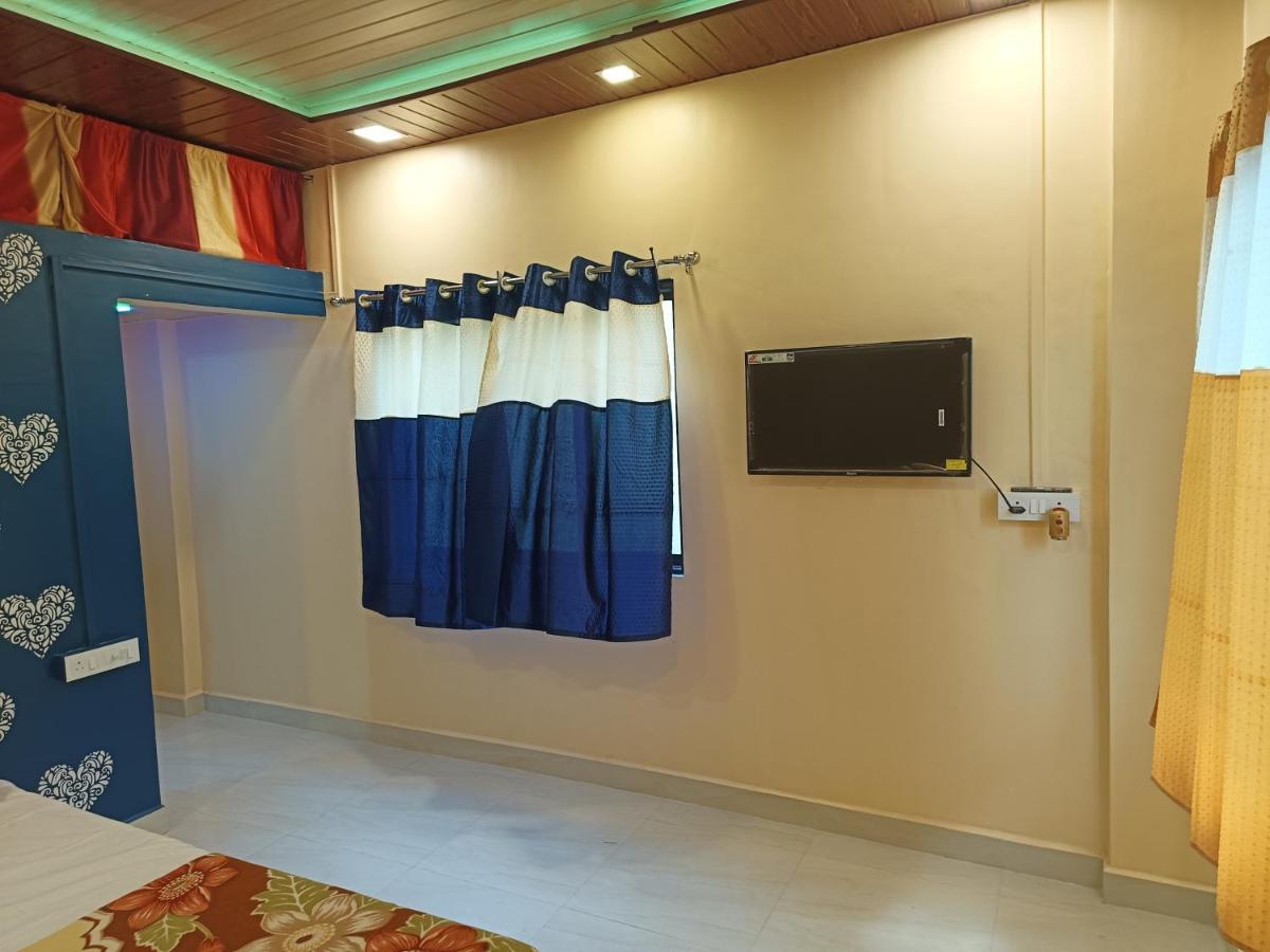 Shree Nivas Home Stay Srīvardhan Kültér fotó